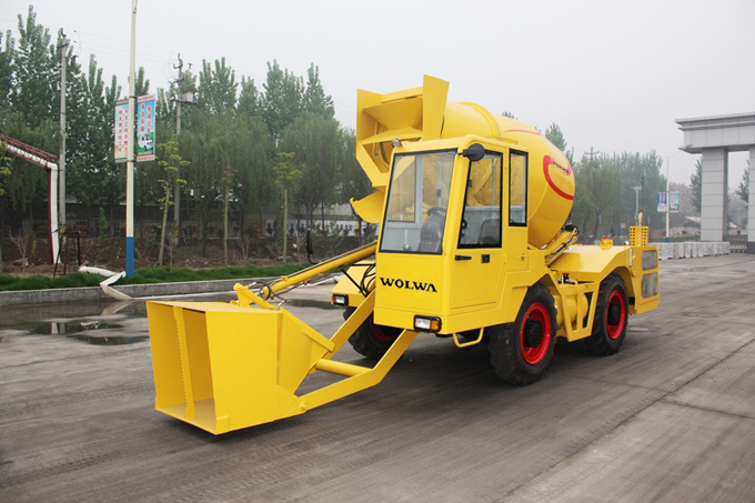 沃尔华流动式搅拌车