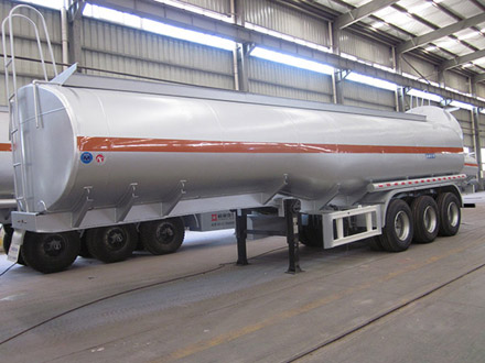 Fuel tank semi trailer