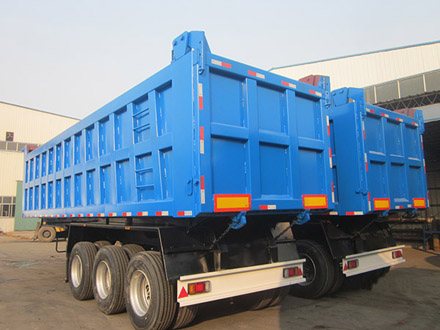 Rear semi trailer