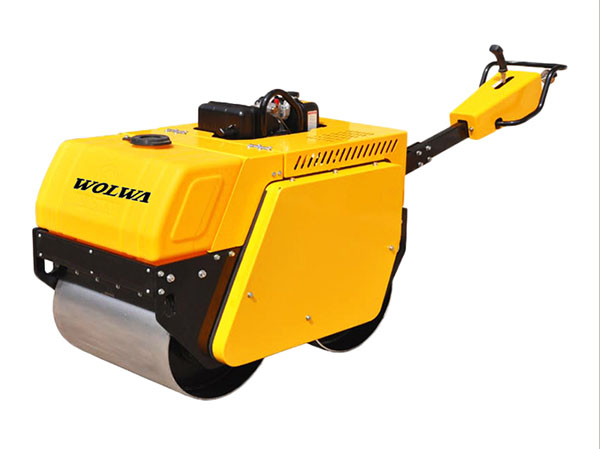 0.583 GNYL3 walk type double wheel  road roller